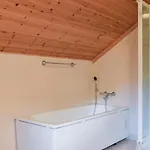 Ferienhaus 4 Bedroom Cozy In *