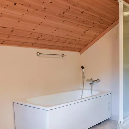 Prázdninový dům 4 Bedroom Cozy In *