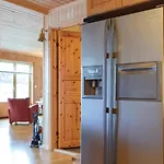 4 Bedroom Cozy In Feriehus *