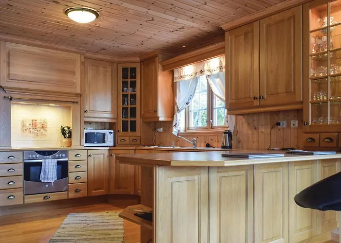 4 Bedroom Cozy In *